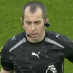 Kolekcia Tottenham vs. sa okamžite zastavila, keď rozhodca vyzval hráčov na|Futbal|Športovú aktivitu