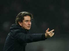 Koľko bude stáť prepustenie Thomasa Franka Tottenham, keďže dôsledky PSR sú jasné Thomas Frank sa pozerá.