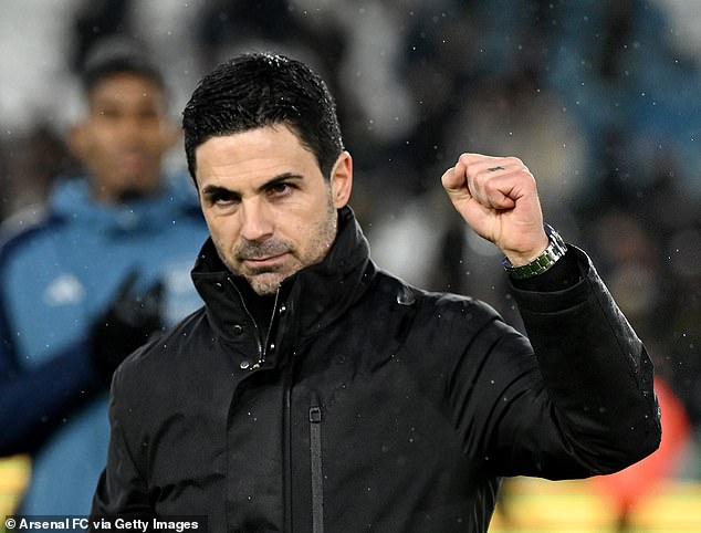 Komplex menejcennosti, ktorý pomáha Arsenalu, prestupový hazard vo výške 18 Komplex menejcennosti, ktorý pomáha Arsenalu, prestupový hazard vo výške 18 miliónov libier, fanúšikovia Tottenhamu a Chelsea ukazujú svoj nárok a prečo Man United nemôže nechať nemilovanú hviezdu odísť: IAN LADYMAN na My Premier League Weekend