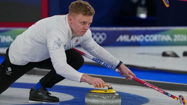 Kontroverzia curlingu pohlcuje olympiádu
