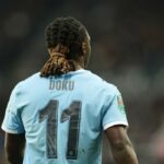 Krídelník Manchestru City sa vrátil do tréningu, ale nemusí byť pripravený čeliť Leedsu