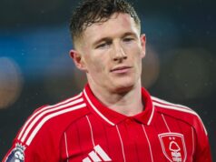 Ktorý hráč prekonal najväčšiu vzdialenosť v Premier League? Ktorý hráč prekonal najväčšiu vzdialenosť v Premier League?