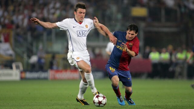 Leeds United sa snaží poraziť Michaela Carricka na hviezdu z Middlesbrough
