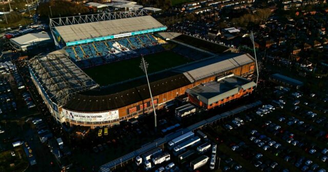 Leeds vs Male City sa zastavil na ramadánovú prestávku, keď jeho nasledovníci kričali a spievali X-hodnotené zaklínadlá|Futbal|Športová aktivita 
