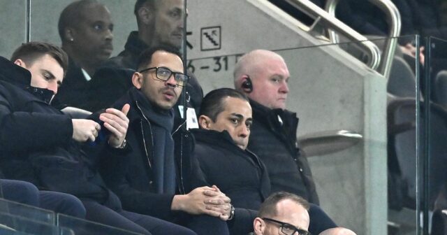 Liam Rosenior a Behdad Eghbali