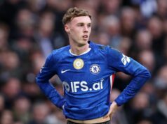 Liam Rosenior musí vyriešiť problém Chelsea predtým, ako sa stretne s Arsenalom, pretože Cole Palmer dostal novú úlohu Cole Palmer z Chelsea počas zápasu Premier League medzi Chelsea a Burnley na Stamford Bridge 21. februára 2026 v Londýne, Anglicko