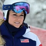 Lindsey Vonnová absolvovala svoju prvú olympijskú tréningovú jazdu necelý týždeň po tom, čo si roztrhla ACL