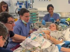 Lindsey Vonnová zdieľa zábery zo svojej zradnej cesty späť do USA, keď olympionika nesú do lietadla po tom, čo si zlomila nohu na zimných olympijských hrách Lindsey Vonnová zdokumentovala svoju cestu z Talianska späť domov do USA na Instagrame