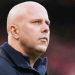 Liverpool po konflikte o kompenzáciu „musí zaplatiť“ Chelsea „až 6,8 milióna libier“.