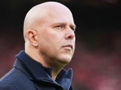 Liverpool po konflikte o kompenzáciu „musí zaplatiť“ Chelsea „až 6,8 milióna libier“. Liverpool po konflikte o kompenzáciu „musí zaplatiť“ Chelsea „až 6,8 milióna libier“.