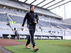 Liverpool sa uchádza o tohto stredopoliara Newcastlu United: Mal by ho Slot zaskočiť? Download app from appStore