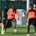 Mamadou Sakho z FC Liverpool počas štvrťfinálového zápasu Európskej ligy UEFA medzi Borussiou Dortmund a Liverpoolom 7. apríla 2016 na štadióne Signal Iduna Park v Dortmunde v Nemecku. (Foto: VI Images cez Getty Images)