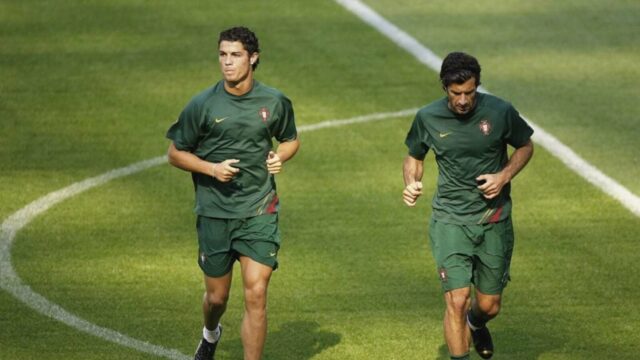 Luis Figo rýchlo opravil hostiteľa, že „hral“ s Cristianom Ronaldom na Euro 2004
