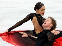 Madison Chock a Evan Bates získali prekvapivé striebro na zimných olympijských hrách Madison Chock a Evan Bates získali prekvapivé striebro na zimných olympijských hrách