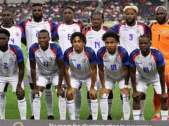 Majstrovstvá sveta 2026: Haiti – národ, ktorý nemôže oslavovať vytváranie histórie s vlastnými fanúšikmi Louicius Don Deedson z Haiti oslavuje skórovanie proti Spojeným štátom na Zlatom pohári 2025