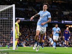 Man City 2-1 Newcastle: Toto nie je víťazstvo, ktoré bude definovať boj o titul, ale mohlo by vám byť odpustené, že ste si to mysleli, píše JACK GAUGHAN – Prestavaná stránka Pepa Guardiolu je živá, vzrušujúca a nepredvídateľná. Nico O'Reilly bol taký dobrý vo svojom prirodzenom postavení v strede poľa, že to pravdepodobne predstavuje problém pre Thomasa Tuchela pred majstrovstvami sveta.