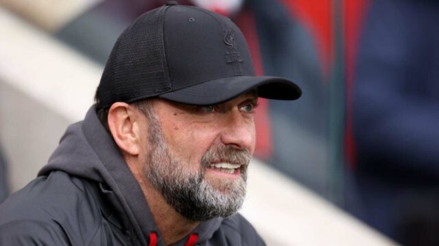 Man Utd a Chelsea spochybňujú tvrdenia, že po odchode z Liverpoolu oslovili Jurgena Kloppa
