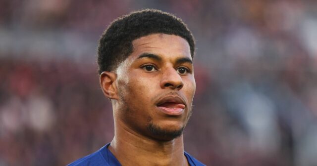 BARCELONA, ŠPANIELSKO - 7. FEBRUÁRA: Marcus Rashford z FC Barcelona sa pozerá počas zápasu LaLiga EA Sports medzi FC Barcelona a RCD Mallorca na Spotify Camp Nou 7. februára 2026 v Barcelone v Španielsku. (Foto: Judit Cartiel/Getty Images)