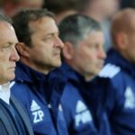 Dick Advocaat sa pozerá