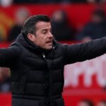 MANCHESTER, ANGLICKO - 1. FEBRUÁRA: Marco Silva, manažér Fulhamu, reaguje počas zápasu Premier League medzi Manchestrom United a Fulhamom na Old Trafford 1. februára 2026 v Manchestri v Anglicku. (Foto: Carl Recine/Getty Images)