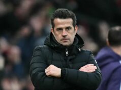 Marco Silva zabil rozhodcu po tom, čo kontroverzné rozhodnutie VAR pomohlo k víťazstvu Man Utd Marco Silva reaguje na záver prehry svojho tímu v zápase anglickej futbalovej Premier League medzi Manchestrom United a Fulhamom