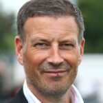 Mark Clattenburg vydáva vyhlásenie po reakcii na poznámky Vini Jr|Futbal|Športová aktivita