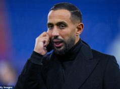 Marseille v KRÍZE: Úradník, ktorý sa „zrazil s Masonom Greenwoodom“, odstúpil niekoľko dní po odchode Roberta De Zerbiho Futbalový riaditeľ Marseille Mehdi Benatia s okamžitou platnosťou odstúpil zo svojej funkcie