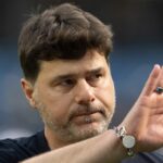 Hlavný tréner Spojených štátov Mauricio Pochettino gestikuluje počas zápasu Ligy národov CONCACAF o tretie miesto medzi Spojenými štátmi a Kanadou na štadióne SoFi