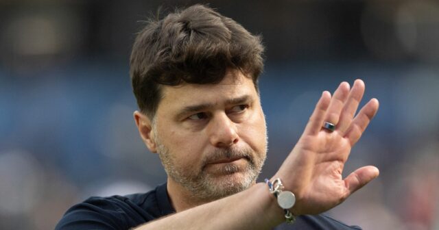 Hlavný tréner Spojených štátov Mauricio Pochettino gestikuluje počas zápasu Ligy národov CONCACAF o tretie miesto medzi Spojenými štátmi a Kanadou na štadióne SoFi