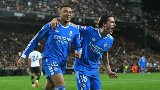 Mbappe skóroval, keď Real Madrid porazil Valenciu a priblížil sa tak lídrovi La Ligy Barcelone
