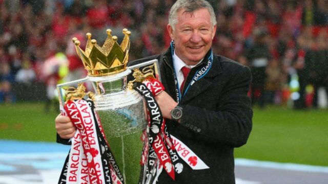 Michael Carrick hovorí, že je pripravený použiť metódy Sira Alexa Michael Carrick hovorí, že je pripravený použiť metódy Sira Alexa Fergusona, ak si to chvíľa vyžiada