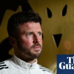 Michael Carrick tvrdí, že v skutočnosti nehovoril s Jimom Ratcliffom, pretože minulý mesiac|Manchester United