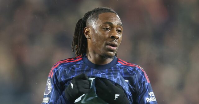 Eberechi Eze z Arsenalu počas zápasu Premier League medzi Brentfordom a Arsenalom na Gtech Community Stadium 12. februára 2026 v Brentforde, Spojené kráľovstvo