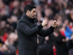 Mikel Arteta má „jednu ruku na trofeji Premier League“, keď Arsenal porazil Sunderland Mikel Arteta má „jednu ruku na trofeji Premier League“, keď Arsenal porazil Sunderland