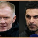 Mikel Arteta kričí pokyny počas zápasu Leeds vs Arsenal