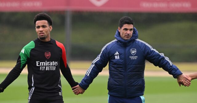 Mikel Arteta sa pousmial nad návrhmi, že Arsenal by mal ľutovať, že zapožičal Ethana Nwaneriho pred rastúcimi obavami o zranenia.