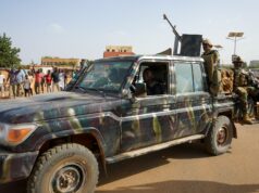 Moskva potvrdila, že ruské sily pomohli odraziť útok ISIL na letisko v Nigeri | Správy o konflikte Moskva potvrdila, že ruské sily pomohli odraziť útok ISIL na letisko v Nigeri | Správy o konflikte