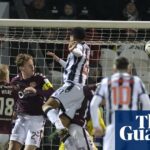 Nádeje Hearts na titul zasiahnutý neskorým víťazom St Mirren po drahej červenej karte Halketta | Škótska premiéra