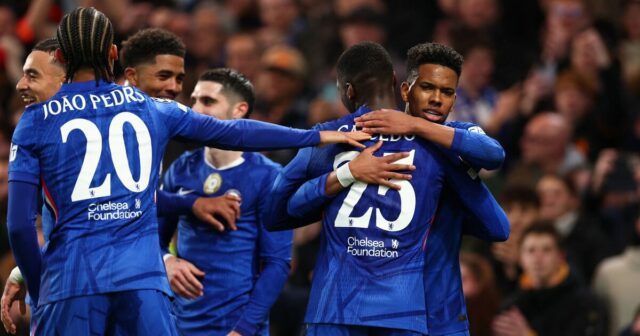 Náhradný hráč Chelsea Champions Organization ako Tottenham a Toolbox čakajú na|Futbal|Športovú aktivitu 
