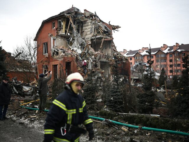 Najmenej jeden zahynul pri rozsiahlych ruských útokoch na ukrajinský energetický sektor | Správy o vojne medzi Ruskom a Ukrajinou
