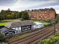 Najnovšia strhujúca show v rodisku medzinárodného futbalu slúži ako óda na bohatú históriu škótskych hier… a výzva do zbrane, aby sme ju zachovali Hampden Bowling Club bol dejiskom prvého medzinárodného futbalového zápasu na svete v roku 1872