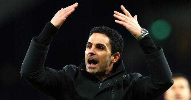 Tréner Arsenalu Mikel Arteta