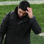 PARÍŽ, FRANCÚZSKO - 31. JANUÁRA: Ethan Nwaneri č. 11 z Olympique de Marseille sa pozerá počas zápasu Ligue 1 McDonald's medzi Paris FC a Olympique de Marseille na Stade Jean Bouin 31. januára 2026 v Paríži vo Francúzsku. (Foto: Catherine Steenkeste/Getty Images)