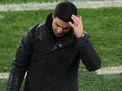 Najnovšie z Arsenalu: Mikel Arteta utrpel nečakanú ranu, keď hviezda Gunners vybrala svojho spoluhráča PARÍŽ, FRANCÚZSKO - 31. JANUÁRA: Ethan Nwaneri č. 11 z Olympique de Marseille sa pozerá počas zápasu Ligue 1 McDonald's medzi Paris FC a Olympique de Marseille na Stade Jean Bouin 31. januára 2026 v Paríži vo Francúzsku. (Foto: Catherine Steenkeste/Getty Images)