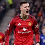 LIVERPOOL, ANGLICKO - 23. FEBRUÁRA: Benjamin Sesko z Manchestru United oslavuje strelenie prvého gólu svojho tímu počas zápasu Premier League medzi Evertonom a Manchestrom United na štadióne Hill Dickinson 23. februára 2026 v anglickom Liverpoole. (Foto: Carl Recine/Getty Images)