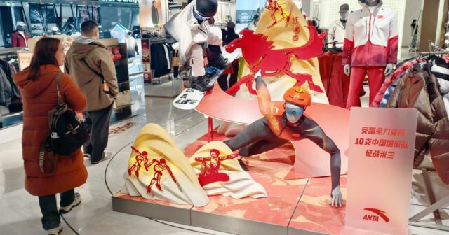 Najväčší čínsky vyzývateľ Nike pristál v LA County Najväčší čínsky vyzývateľ Nike pristál v LA County