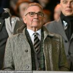 Dočasný predseda predstavenstva Brian Wilson súhlasil so stretnutím s rôznymi skupinami priaznivcov Celticu