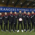 Danny Rohl a jeho trénerský tím Rangers po tom, čo bol ocenený ako manažér mesiaca