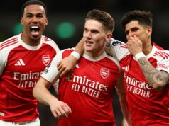 Neville hovorí, že „nemotorný“ zápasník Arsenalu zažil „najlepší moment svojej sezóny“ proti Spurs Neville hovorí, že „nemotorný“ zápasník Arsenalu zažil „najlepší moment svojej sezóny“ proti Spurs