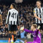 O odvolaní Eddieho Howea sa rozhodne po 21-dňovom behu po Newcastle blízko krízy po bitke v Man City